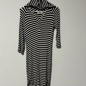 Heart Hips Black & White Striped Midi Hooded Dress